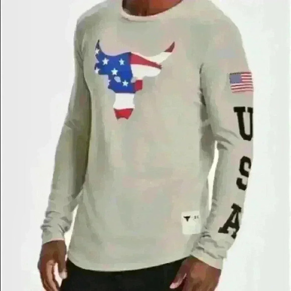🔥 PROJECT ROCK UNDER ARMOUR USA FLAG PATCH VETERANS DAY LONG SLEEVE SHIRT sz L - Picture 1 of 8